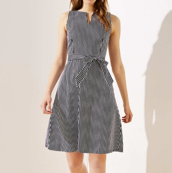 LOFT Dresses & Skirts - LOFT Striped Split Neck Dress Size 4 Petite EUC